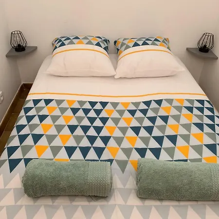 Appartement Très Beau à 100m De La De Marinella Ajaccio (Corsica)