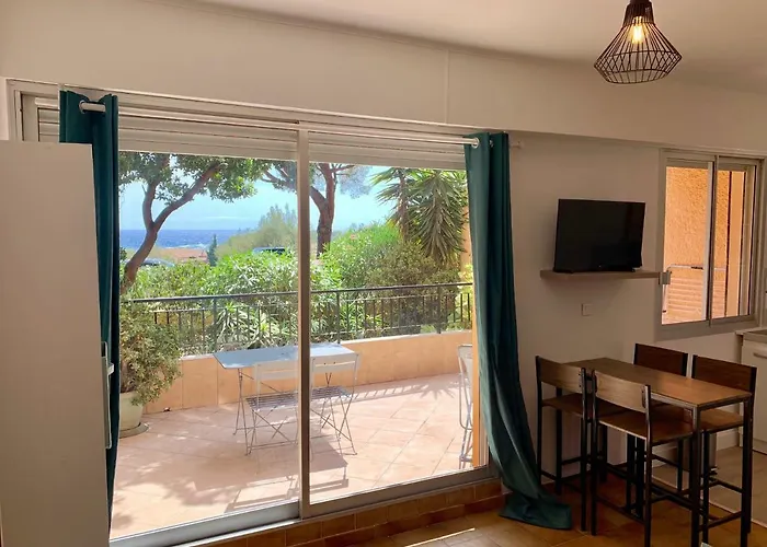 Très Beau à 100m De La De Marinella * Ajaccio (Corsica)